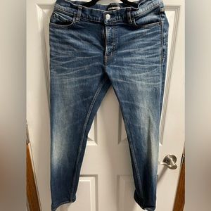 Buy form HR,is a new,just because the size is small for me,so I sell it